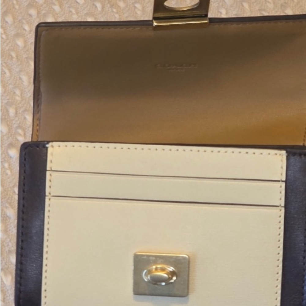 Coach Women's Elegant Multi-Color Wallet - Picture 2 of 4